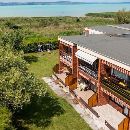 Balatonic Apartman Zamárdi Exterior foto