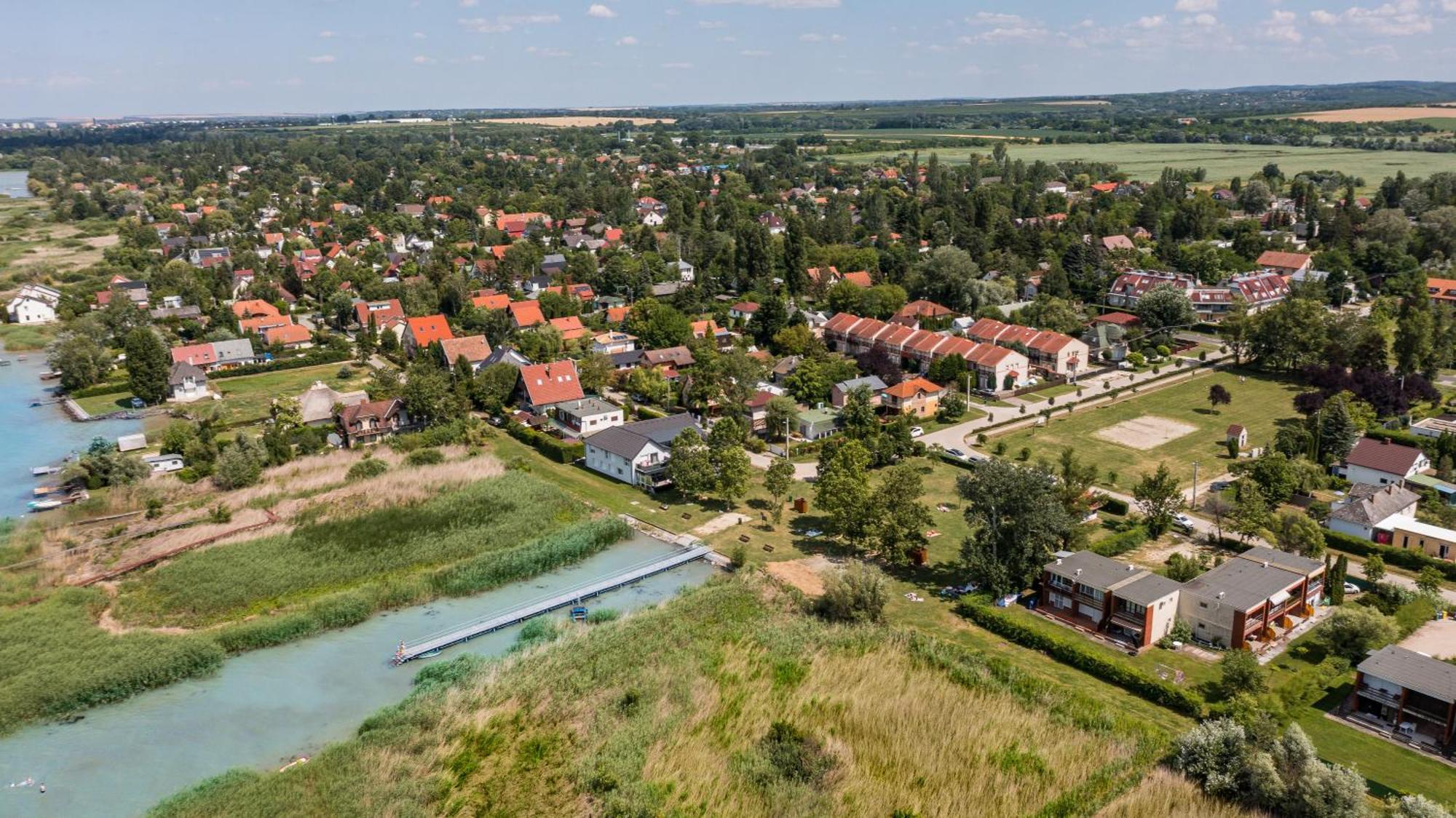 Balatonic Apartman Zamárdi Exterior foto